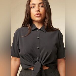 WAYRE Tie Front Button Up Crop Black Women’s XL